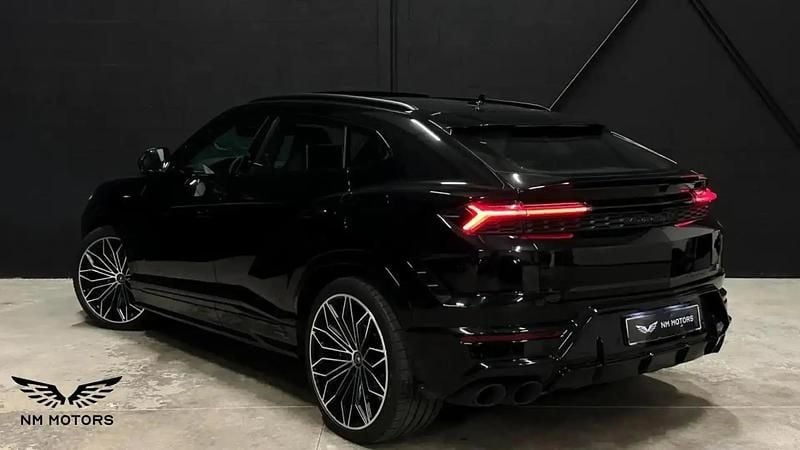 Nouvelle Lamborghini Urus 620 ch (456 kW) 2025 Noir SUV