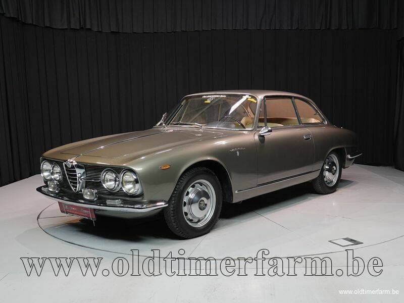 Autres Utilisé 1961 Alfa Romeo 2000 Sprint Coupé | 54 950 € - Image 1/4