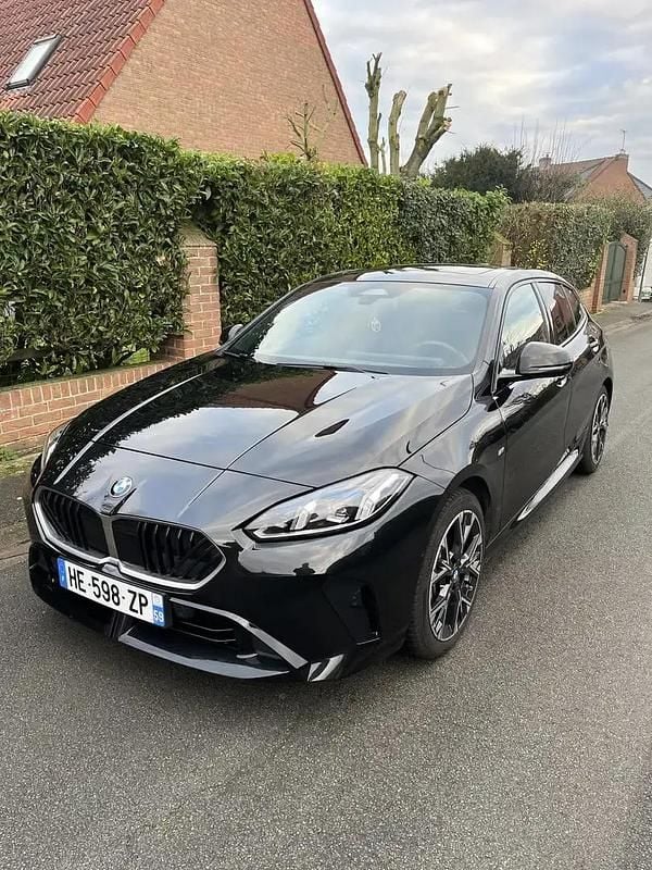 Occasion 2024 BMW 120 Sport Line Citadine | 33 990 € (Prix juste) - Image 1/4