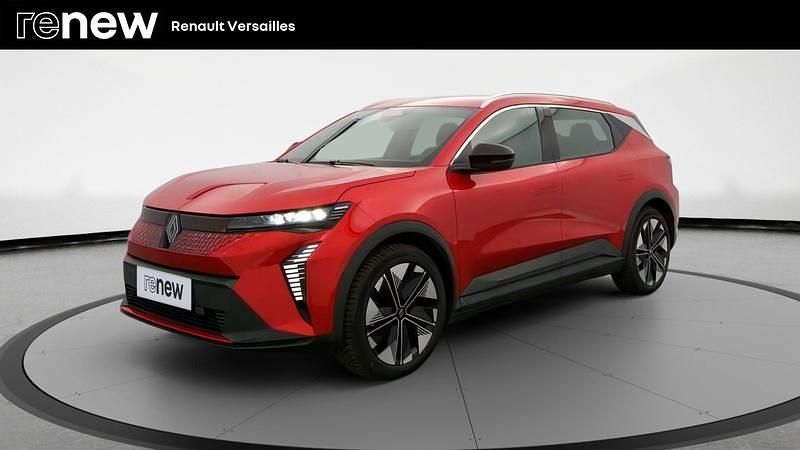 Rouge Occasion 2024 Renault Scenic E-Tech Evolution SUV | 31 990 € - Image 1/4