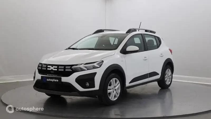 Blanc Utilisé 2023 Dacia Sandero Expression Citadine | 15 499 € (Prix juste) - Image 1/4