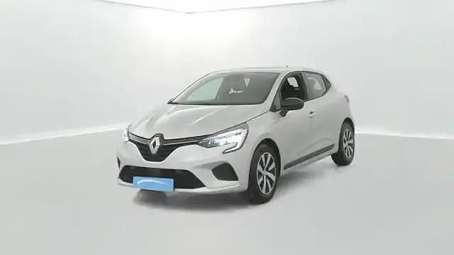 Gris platine Occasion 2023 Renault Clio V Berline | 15 490 € (Prix juste) - Image 1/4
