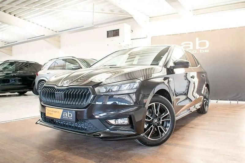 Noir Nouvelle 2025 Skoda Fabia Monte Carlo Citadine | 23 990 € (Prix juste) - Image 1/4