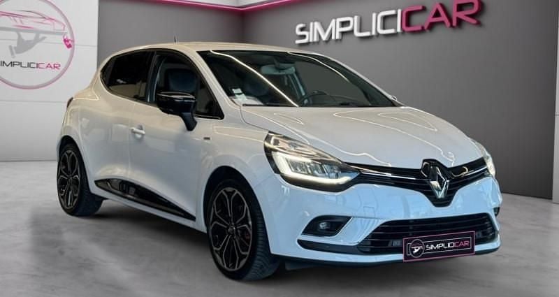 Blanc Utilisé 2018 Renault Clio IV Bose Edition Citadine | 10 990 € (Prix juste) - Image 1/4