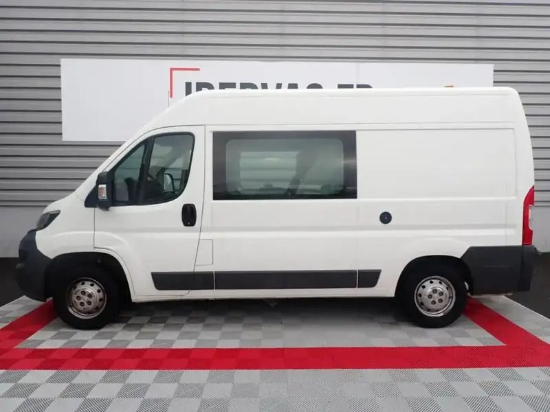 Blanc Utilisé 2016 Peugeot Boxer Van | 18 599 € - Image 1/4