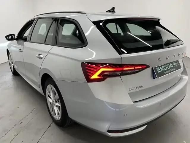 Occasion Skoda Octavia 150 ch (110 kW) 2025 Gris Break