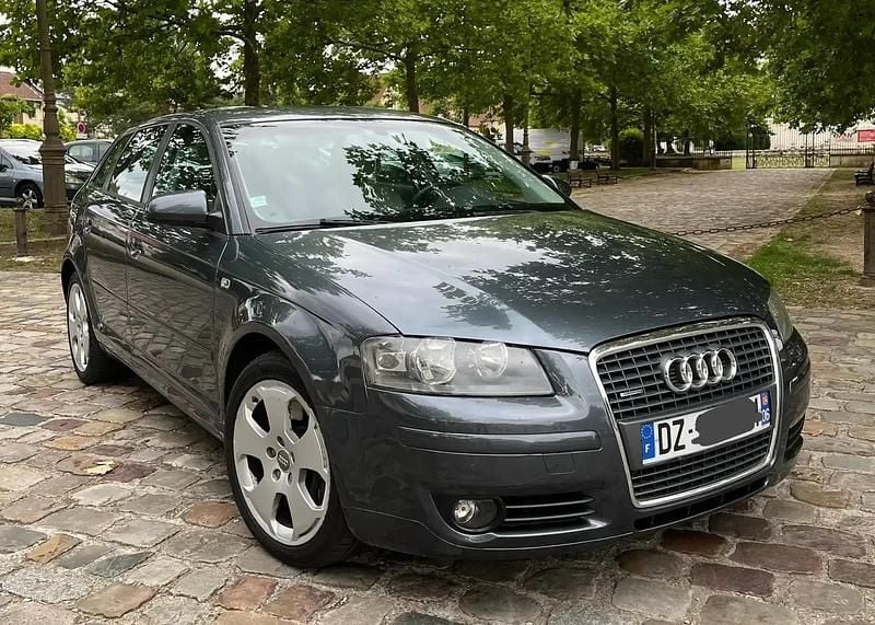 Utilisé 2004 Audi A3 Sportback Berline | 5 990 € (Prix juste) - Image 1/4