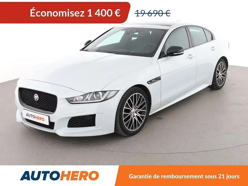 Blanc Utilisé 2019 Jaguar XE Berline | 18 290 € (Super prix) - Image 1/2