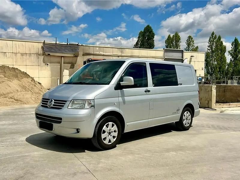 Gris Utilisé 2006 VW T5 Van | 19 800 € (Prix assez cher) - Image 1/4