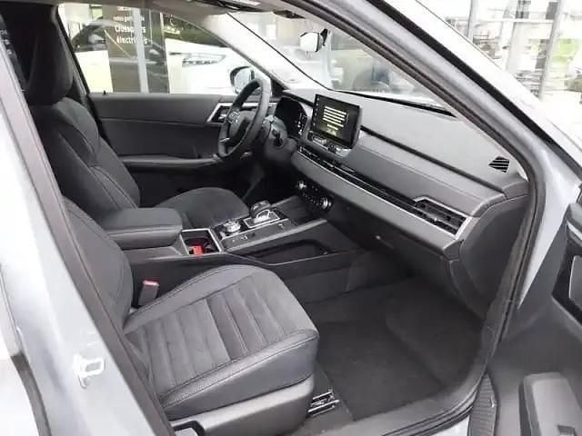 Nouvelle Mitsubishi Outlander 2025 Moonstone grey SUV