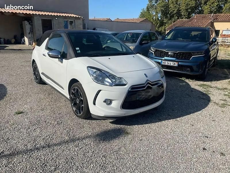 Blanc Utilisé 2011 Citroën DS3 So Chic Berline | 5 490 € (Prix juste) - Image 1/4