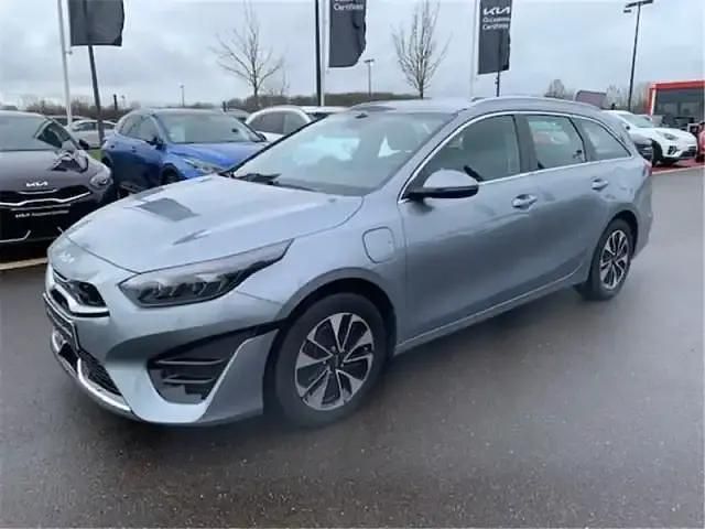 Occasion Kia Ceed Sportswagon 2022 Gris clair, métallisé, lunar silver m Break