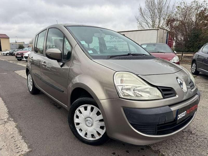 Occasion Renault Modus Expression 87 ch (63 kW) 2009 Beige Monospace