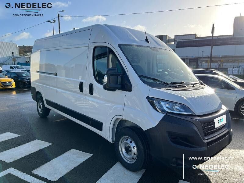 Occasion Fiat Ducato Lounge 140 ch (102 kW) 2022 Blanc Van