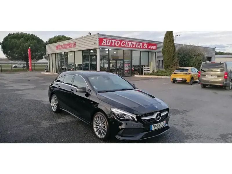 Noir Utilisé 2019 Mercedes CLA200 Shooting Brake AMG Break | 22 300 € - Image 1/4