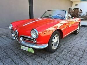 Rouge Utilisé 1961 Alfa Romeo Giulietta Cabriolet | 59 000 € - Image 1/4