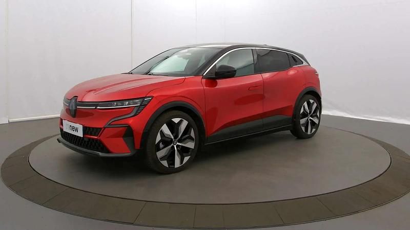Rouge Occasion 2022 Renault Megane E-Tech Techno Berline | 23 390 € (Bon prix) - Image 1/4