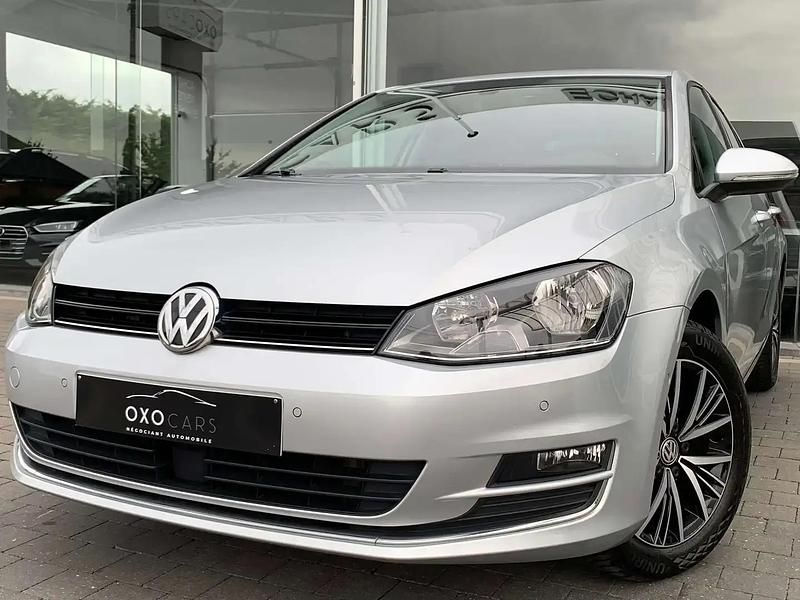 Gris Utilisé 2017 VW Golf VII Allstar Berline | 13 990 € (Super prix) - Image 1/4