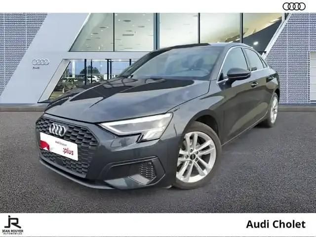 Occasion Audi A3 Business 150 ch (110 kW) 2023 Gris manhattan métallisé Berline