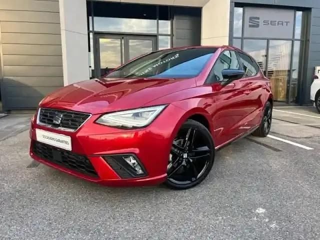 Rouge désir métal Utilisé 2025 Seat Ibiza FR Berline | 20 990 € (Prix assez cher) - Image 1/4