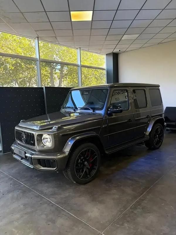 Gris Nouvelle 2025 Mercedes G63 AMG Active SUV | 261 990 € (Prix cher) - Image 1/4