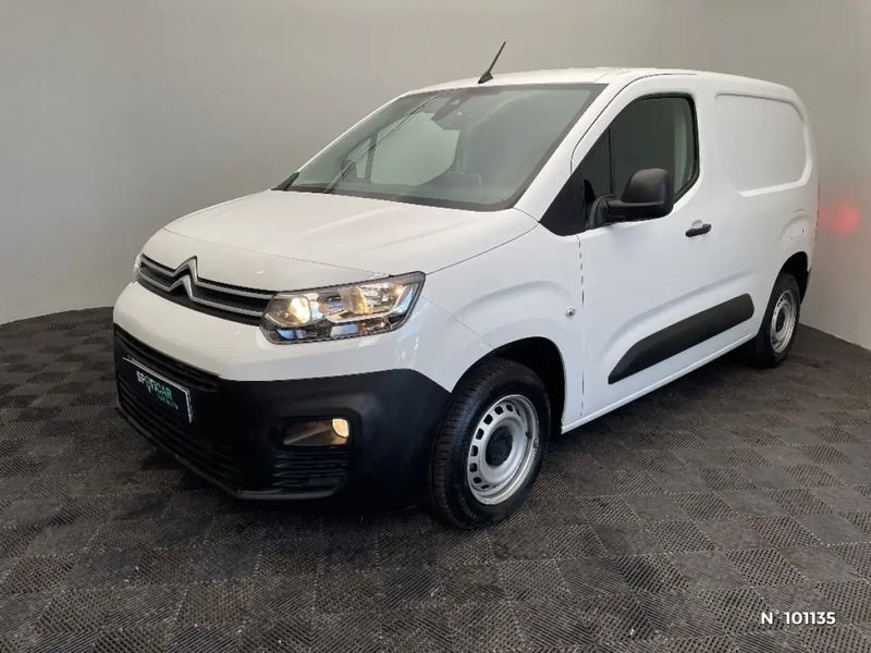 Blanc Utilisé 2022 Citroën Berlingo Monospace | 13 490 € - Image 1/4