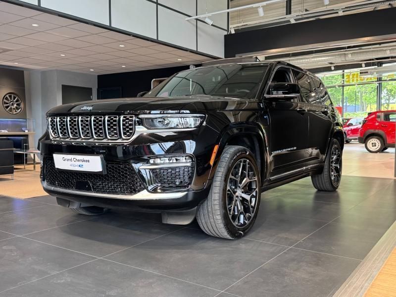 Diamond black perlé Nouvelle 2024 Jeep Grand Cherokee Summit SUV | 87 990 € (Prix juste) - Image 1/4