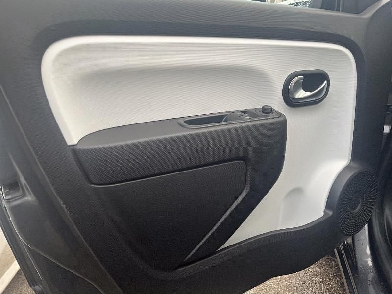 Occasion Renault Twingo Zen 60 kW (82 ch) 2022 Gris Citadine