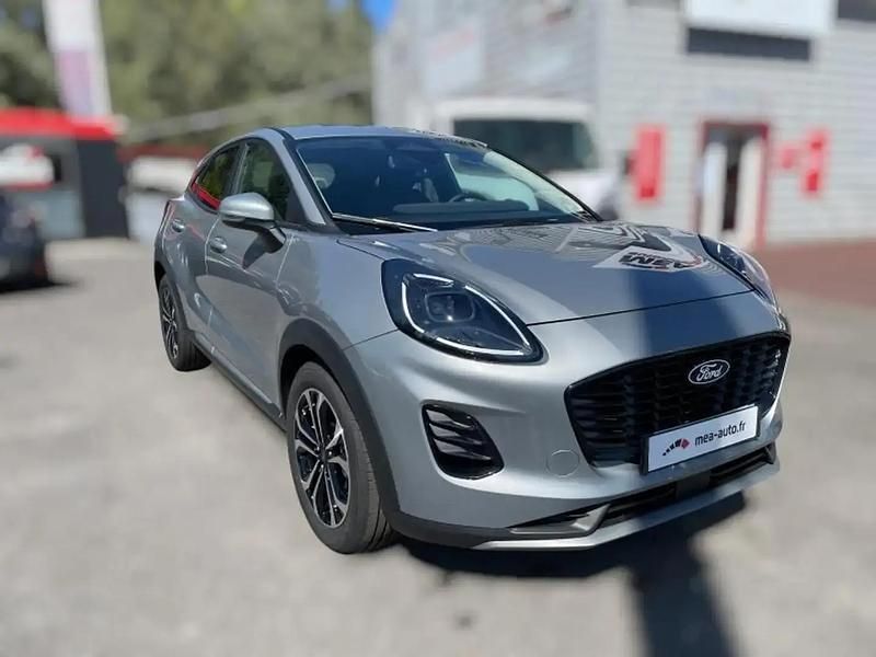 Gris Nouvelle 2025 Ford Puma Titanium SUV | 22 368 € (Bon prix) - Image 1/4