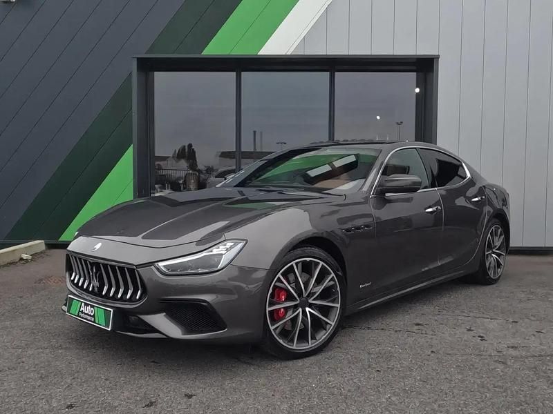Gris Utilisé 2018 Maserati Ghibli Coupé | 49 900 € (Prix cher) - Image 1/4