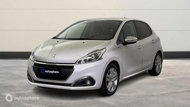 Blanc Utilisé 2017 Peugeot 208 Style Citadine | 8 989 € (Prix juste) - Image 1/4