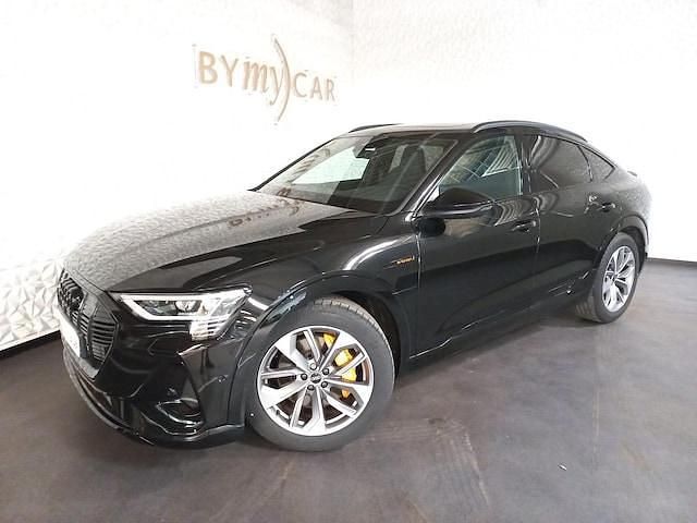 Noir mythe métallisé Utilisé 2023 Audi e-tron Sportback S-Line SUV | 52 114 € (Prix juste) - Image 1/4