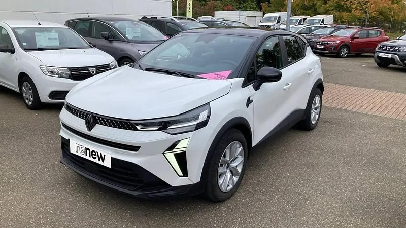 Blanc Utilisé 2025 Renault Captur Evolution SUV | 19 990 € (Prix juste) - Image 1/4