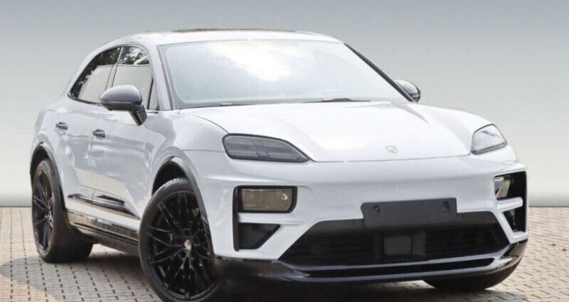 Utilisé 2024 Porsche Macan Turbo SUV | 139 000 € - Image 1/4