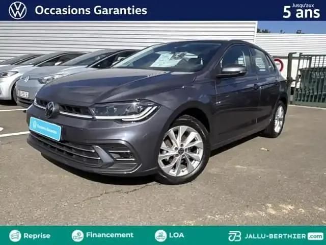 Gris Utilisé 2024 VW Polo Style Berline | 20 780 € (Prix juste) - Image 1/4