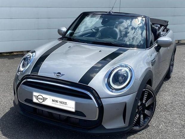 Utilisé 2024 Mini Cooper Premium Plus Citadine | 30 390 € (Prix juste) - Image 1/4