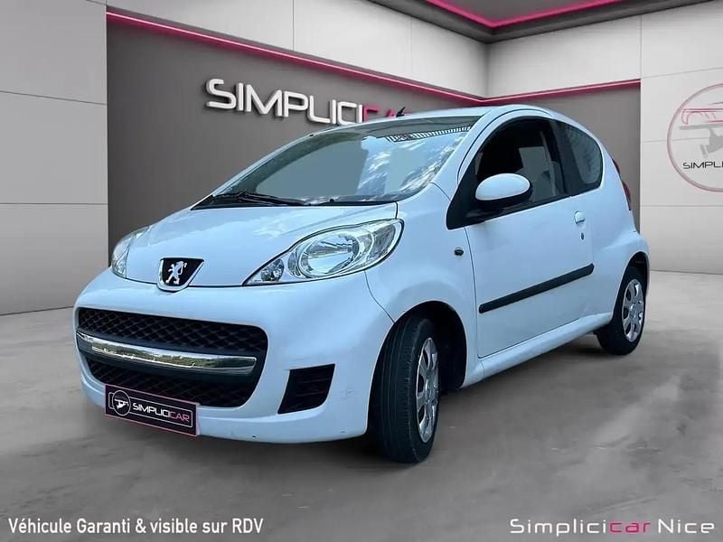 Blanc Utilisé 2010 Peugeot 107 Citadine | 4 980 € - Image 1/4