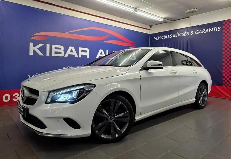 Blanc Utilisé 2018 Mercedes CLA200 Shooting Brake Break | 18 900 € (Prix cher) - Image 1/4