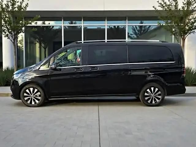 Occasion Mercedes V300 Avantgarde 2024 Noir obsidienne métallisé Monospace