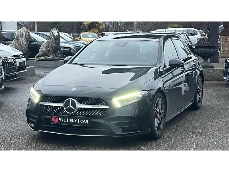 Noir Occasion 2021 Mercedes A200 AMG line Berline | 24 990 € (Prix juste) - Image 1/4