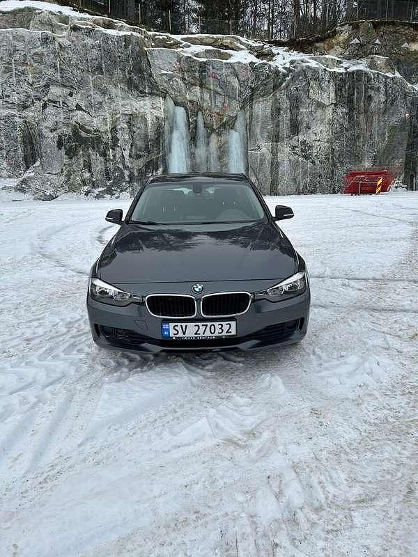 Occasion BMW 316 Luxury Line 116 ch (85 kW) 2012 Gris Berline