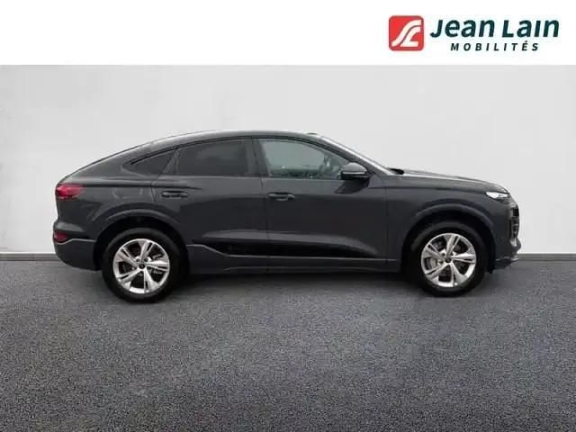 Occasion Audi Q6 Sportback e-tron Design 284 kW (387 ch) 2025 Gris magnétique SUV