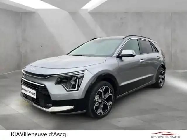 Gris comète métallisé Occasion 2024 Kia Niro Premium SUV | 29 990 € (Prix juste) - Image 1/4