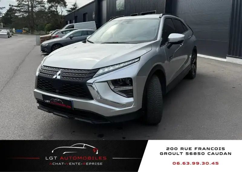 Gris Utilisé 2022 Mitsubishi Eclipse Cross SUV | 24 490 € - Image 1/4