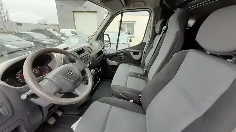 Image 2/4