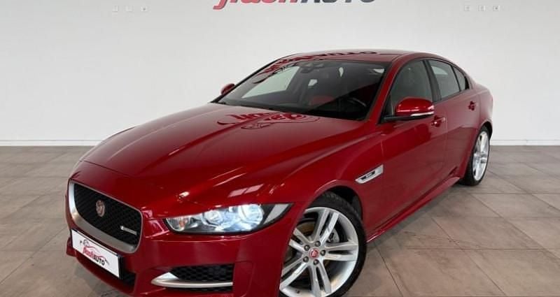 Occasion Jaguar XE R-Sport 181 ch (133 kW) 2015 Rouge Berline