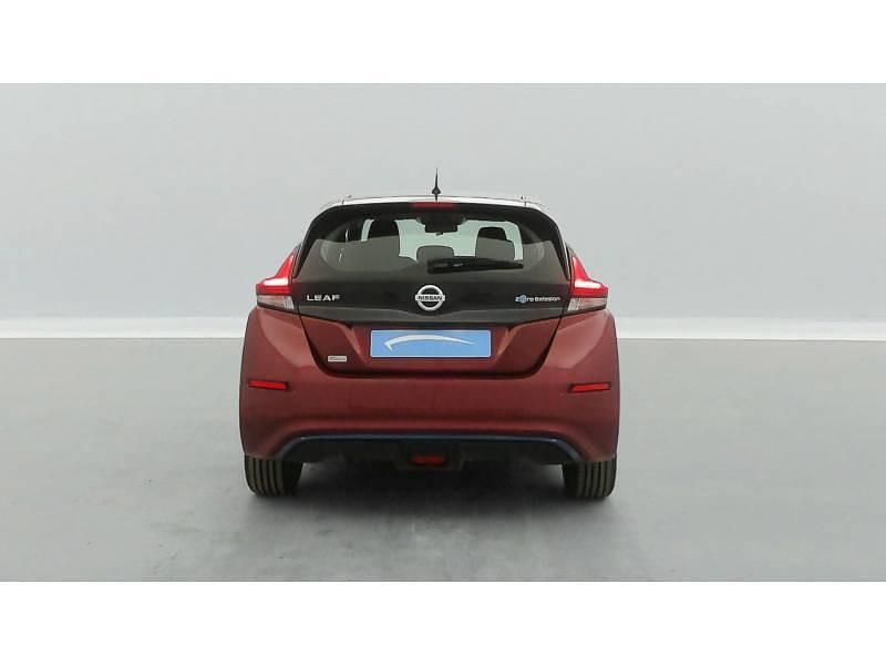 Occasion Nissan Leaf N-Connecta 110 kW (150 ch) 2021 Rouge Citadine