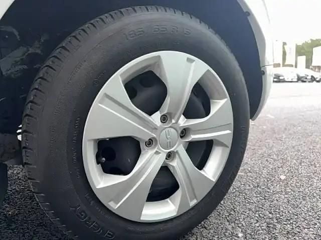 Blanc glacier25 Occasion 2023 Dacia Sandero Berline | 12 640 € (Bon prix) - Image 1/4