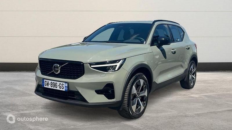 Vert Utilisé 2024 Volvo XC40 Plus SUV | 36 299 € (Bon prix) - Image 1/4