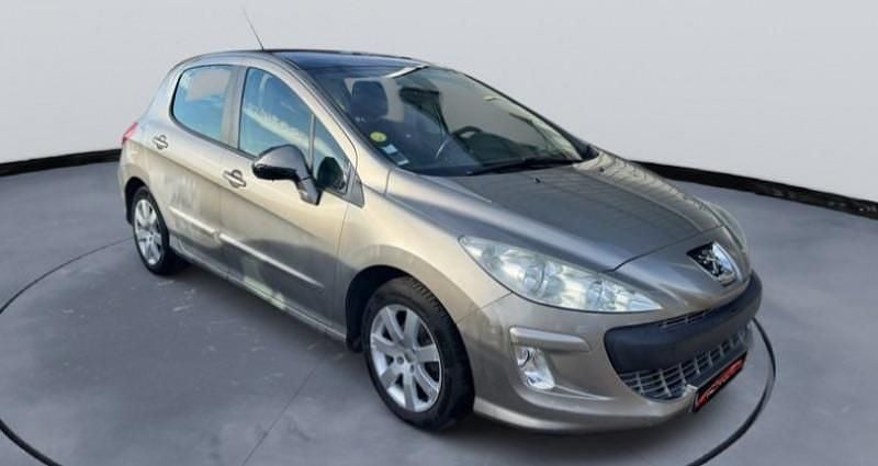 Utilisé 2011 Peugeot 308 Business-Line Berline | 4 490 € (Bon prix) - Image 1/4